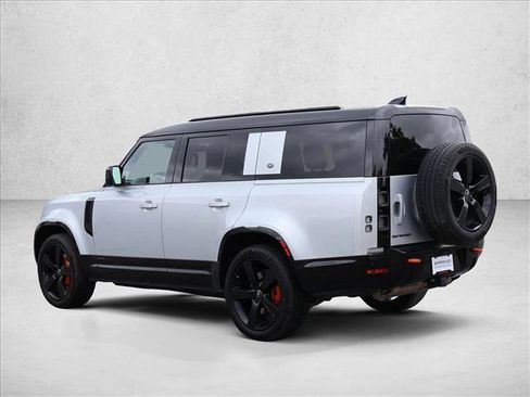 Used 2023 Land Rover Defender 130 X AWD/4WD image 8