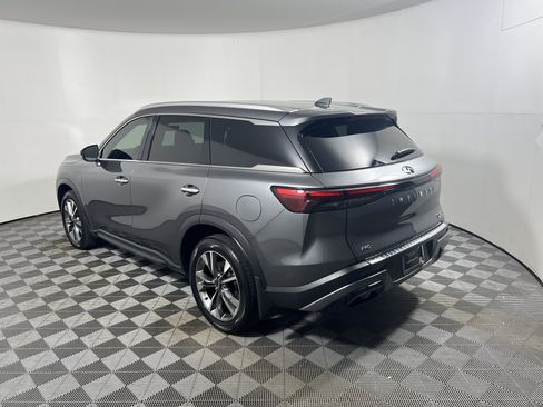 Used 2023 INFINITI QX60 Luxe w/ Cargo Package AWD/4WD image 3