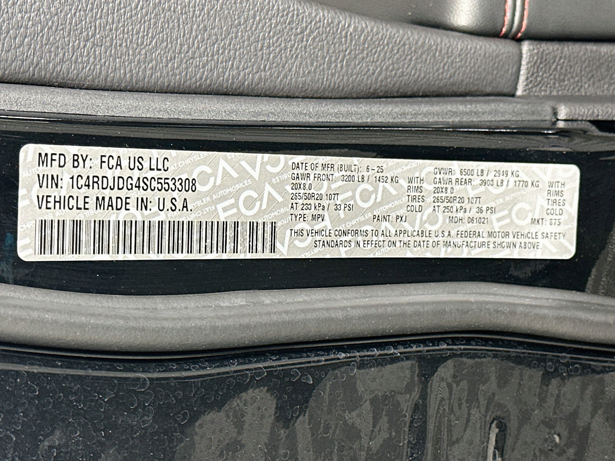 Used 2025 Dodge Durango GT AWD/4WD image 12