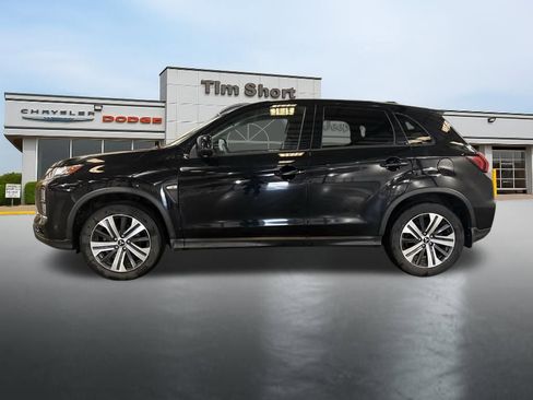 Used 2022 Mitsubishi Outlander Sport ES FWD image 2