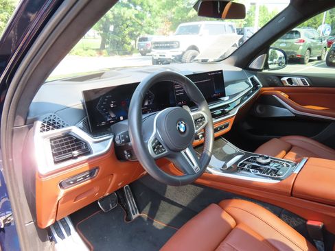 Used 2024 BMW X7 M60i w/ Executive Package AWD/4WD image 15