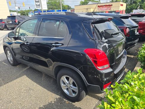 Used 2020 Chevrolet Trax LT w/ Driver Confidence Package FWD image 5