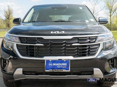 Used 2024 Kia Seltos LX AWD/4WD image 3
