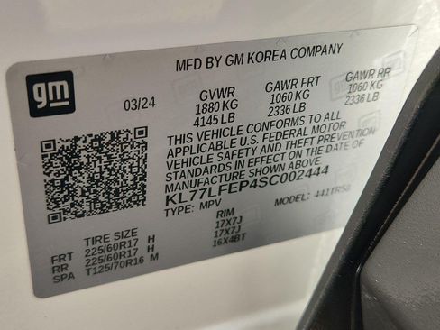 Used 2025 Chevrolet Trax LS FWD image 30