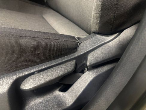 Used 2025 Toyota Camry LE image 23