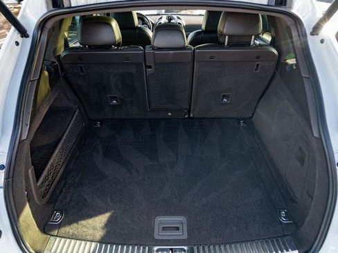 Used 2016 Porsche Cayenne S w/ Premium Plus Package image 29