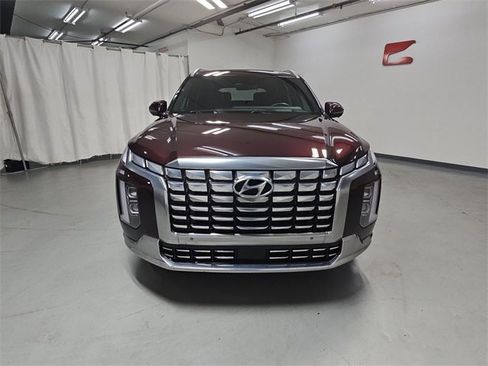 Used 2023 Hyundai Palisade Calligraphy w/ Cargo Package image 3