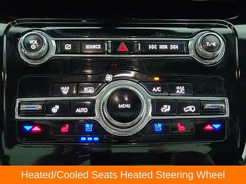 Used 2022 Lincoln Corsair AWD w/ Premium Package image 19