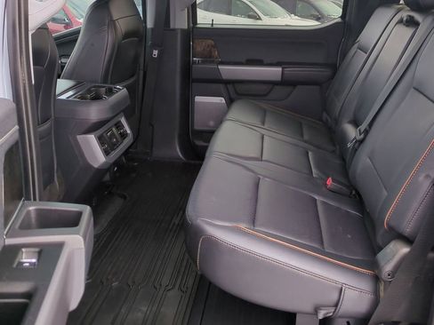 Certified 2025 Ford F350 Lariat w/ Black Appearance Package image 20