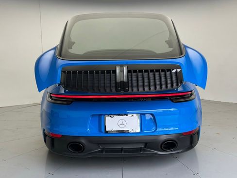 Certified 2023 Porsche 911 Targa 4S AWD/4WD image 19
