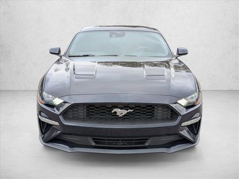 Used 2021 Ford Mustang Coupe image 2