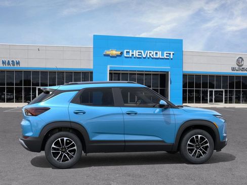New 2026 Chevrolet TrailBlazer LT w/ Convenience Package FWD image 5