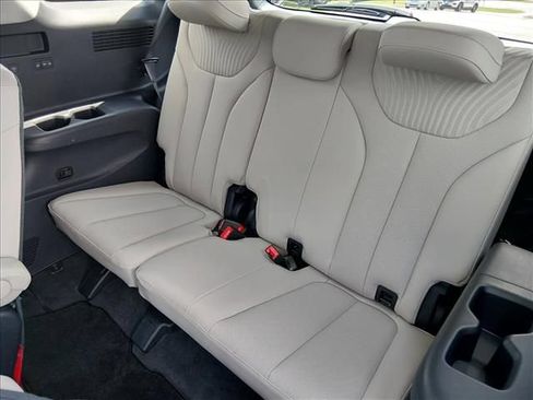 Used 2025 Hyundai Palisade Calligraphy FWD image 15