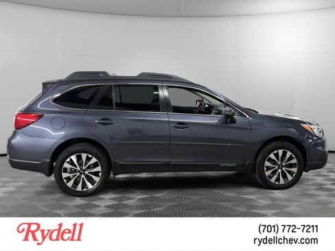 Used 2017 Subaru Outback 2.5i Limited w/ Popular Package #5 AWD/4WD image 6