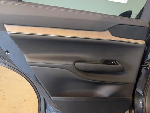 New 2025 Volvo EX90 Plus AWD/4WD image 20