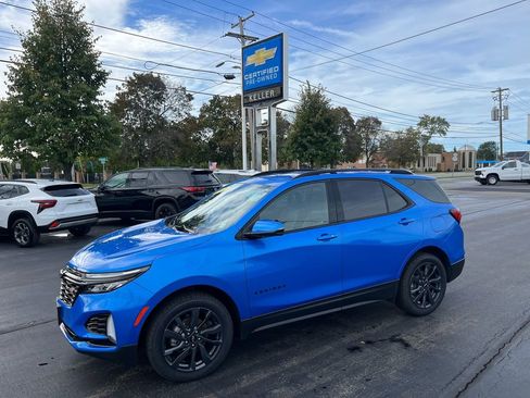 Certified 2024 Chevrolet Equinox RS w/ RS Leather Package image 3