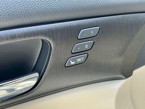 Used 2013 Honda Accord EX-L image 19