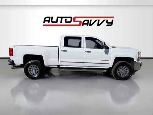 Used 2019 Chevrolet Silverado 2500 LTZ w/ Duramax Plus Package AWD/4WD image 8
