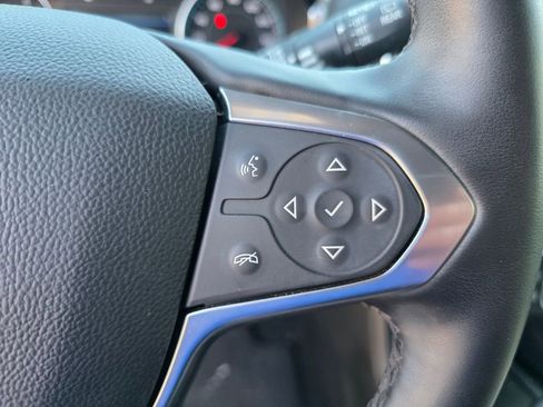 Certified 2023 Chevrolet Traverse LT FWD image 25