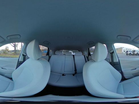 Used 2025 Hyundai Kona SEL image 42