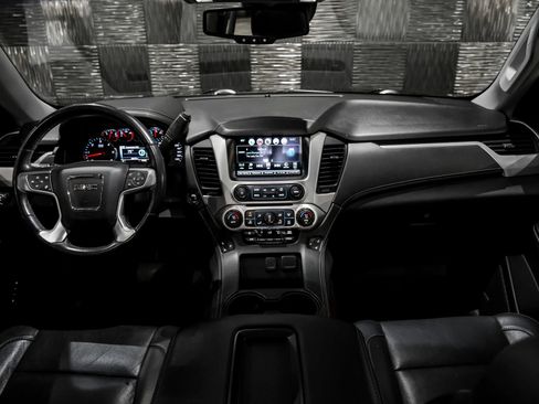 Used 2020 GMC Yukon SLT w/ Open Road Package AWD/4WD image 16