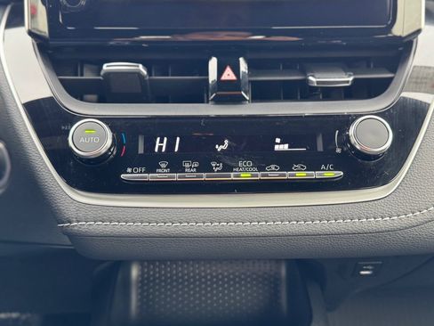 Used 2024 Toyota Corolla SE image 17