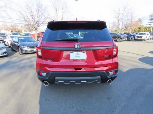 Certified 2022 Honda Passport TrailSport image 5