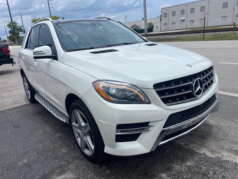 Used 2015 Mercedes-Benz ML 400 4MATIC image 35