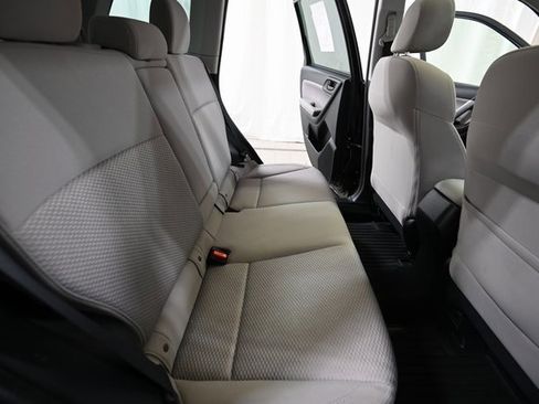 Used 2018 Subaru Forester 2.5i Premium w/ All-Weather Package image 25