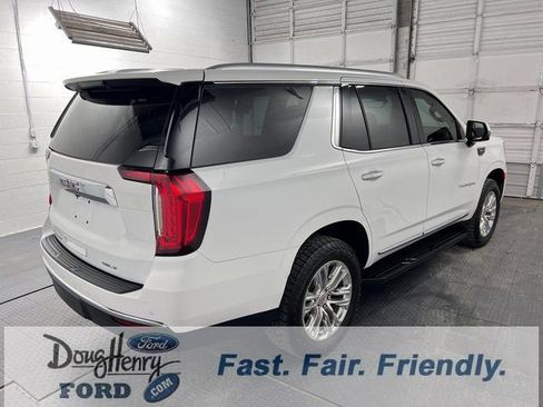 Used 2022 GMC Yukon SLT w/ SLT Premium Package image 7