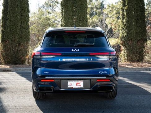 Used 2023 INFINITI QX60 Luxe image 8