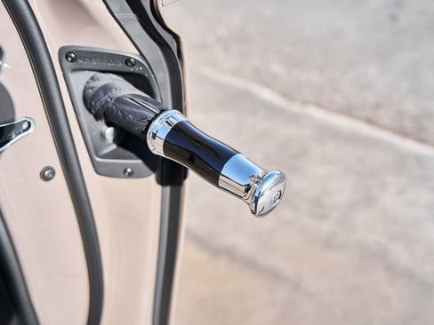 Used 2025 Rolls-Royce Ghost AWD/4WD image 99