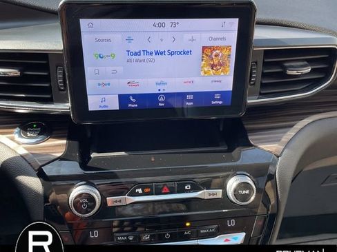 Used 2021 Ford Explorer Limited w/ Hybrid Equipment Group 310A image 10