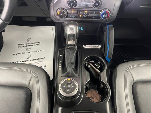 Used 2023 Ford Bronco Black Diamond image 22