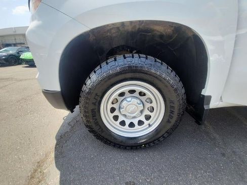 Used 2025 Chevrolet Silverado 1500 W/T w/ WT Value Package RWD image 34