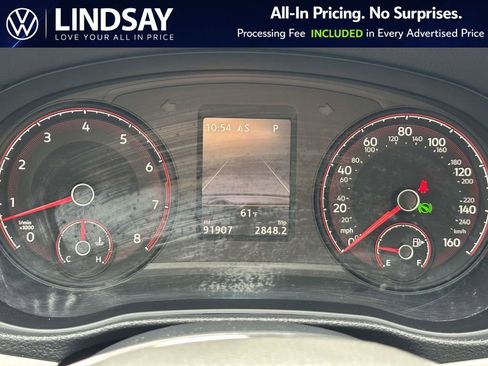 Used 2021 Volkswagen Passat 2.0T SE FWD image 25