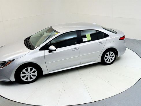 New 2026 Toyota Corolla LE image 11