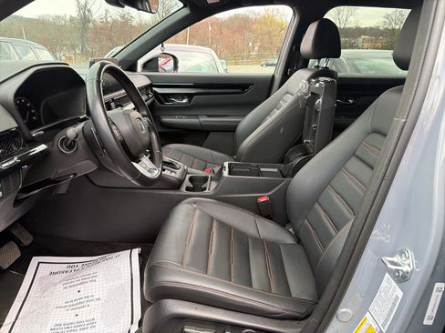 Used 2025 Honda CR-V Sport Touring image 19