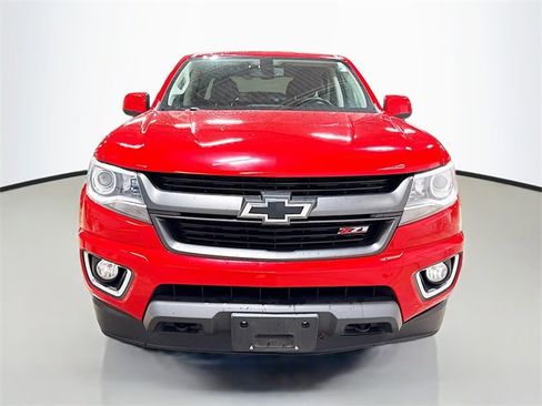 Used 2015 Chevrolet Colorado Z71 image 3