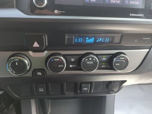 Used 2021 Toyota Tacoma SR AWD/4WD image 19