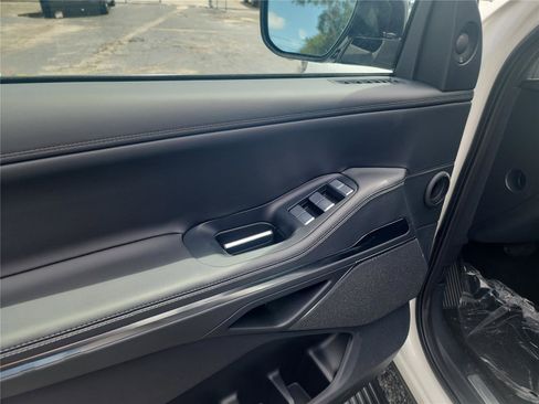New 2026 Lincoln Navigator Reserve AWD/4WD image 12