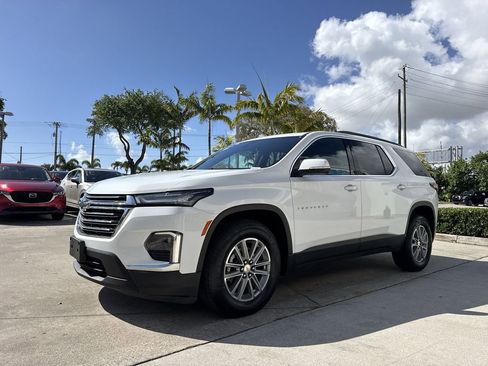 Used 2023 Chevrolet Traverse LT AWD/4WD image 28