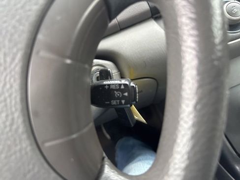 Used 2006 Toyota Camry LE image 19