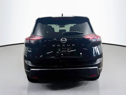 Used 2025 Nissan Rogue SV FWD image 20