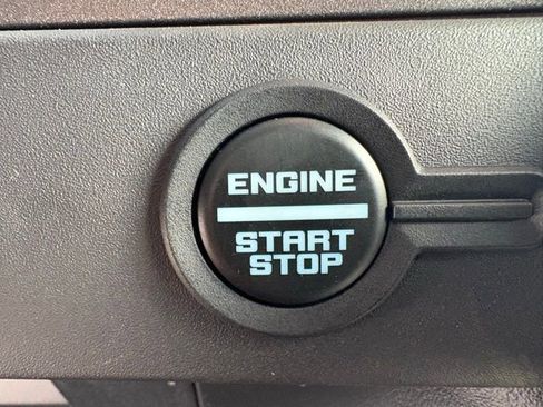 New 2025 Ford Bronco Badlands image 29