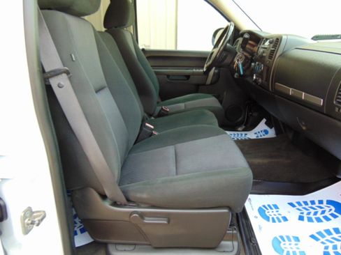 Used 2011 GMC Sierra 1500 SLE w/ Power Tech Package image 6