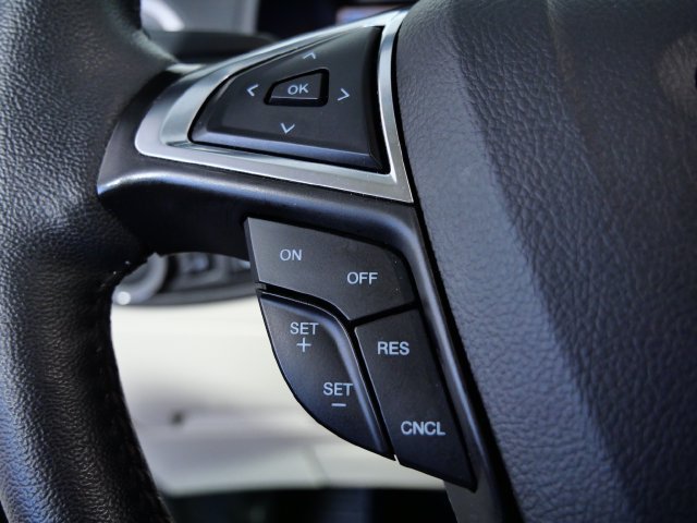 Certified 2024 Ford Edge Titanium AWD/4WD image 24