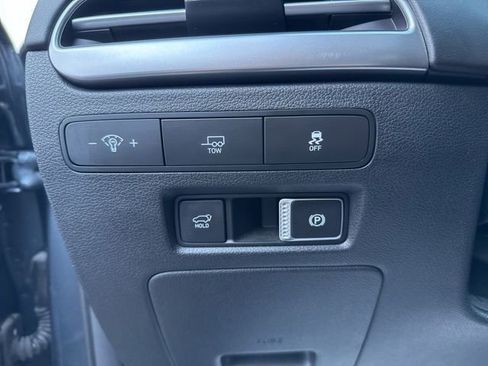 Used 2023 Hyundai Palisade Limited image 17