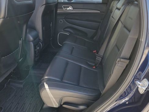 Used 2018 Jeep Grand Cherokee Summit image 8
