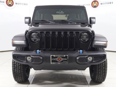 Used 2023 Jeep Wrangler Unlimited w/ Cold Weather Group image 46